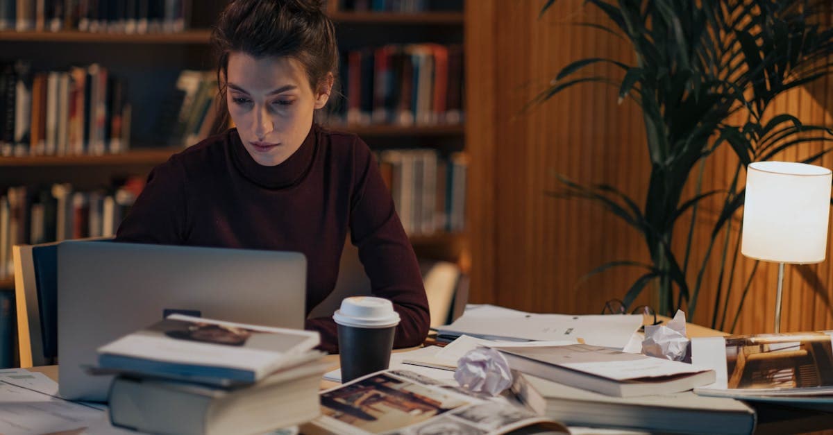 Cómo Concentrarse para Estudiar: Guía Práctica contra las Distracciones